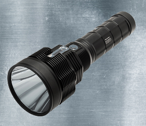 Мощнейший дальнобойный фонарь TM38 Nitecore: TM38